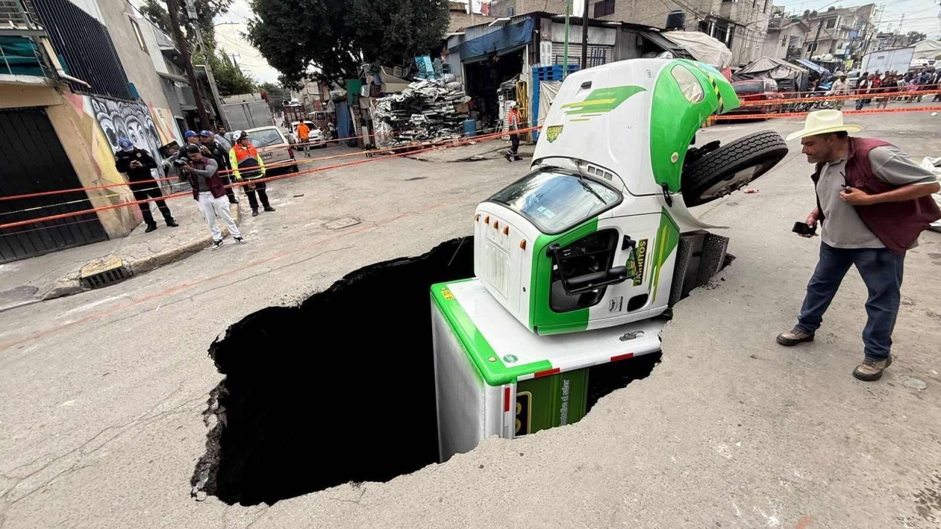 Prioriza asuntos de su partido y no los capitalinos